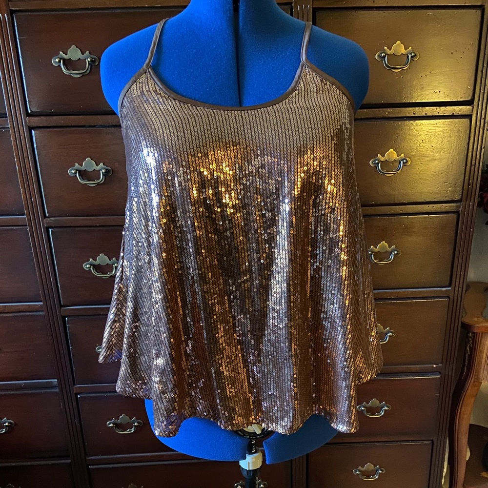Sequence top